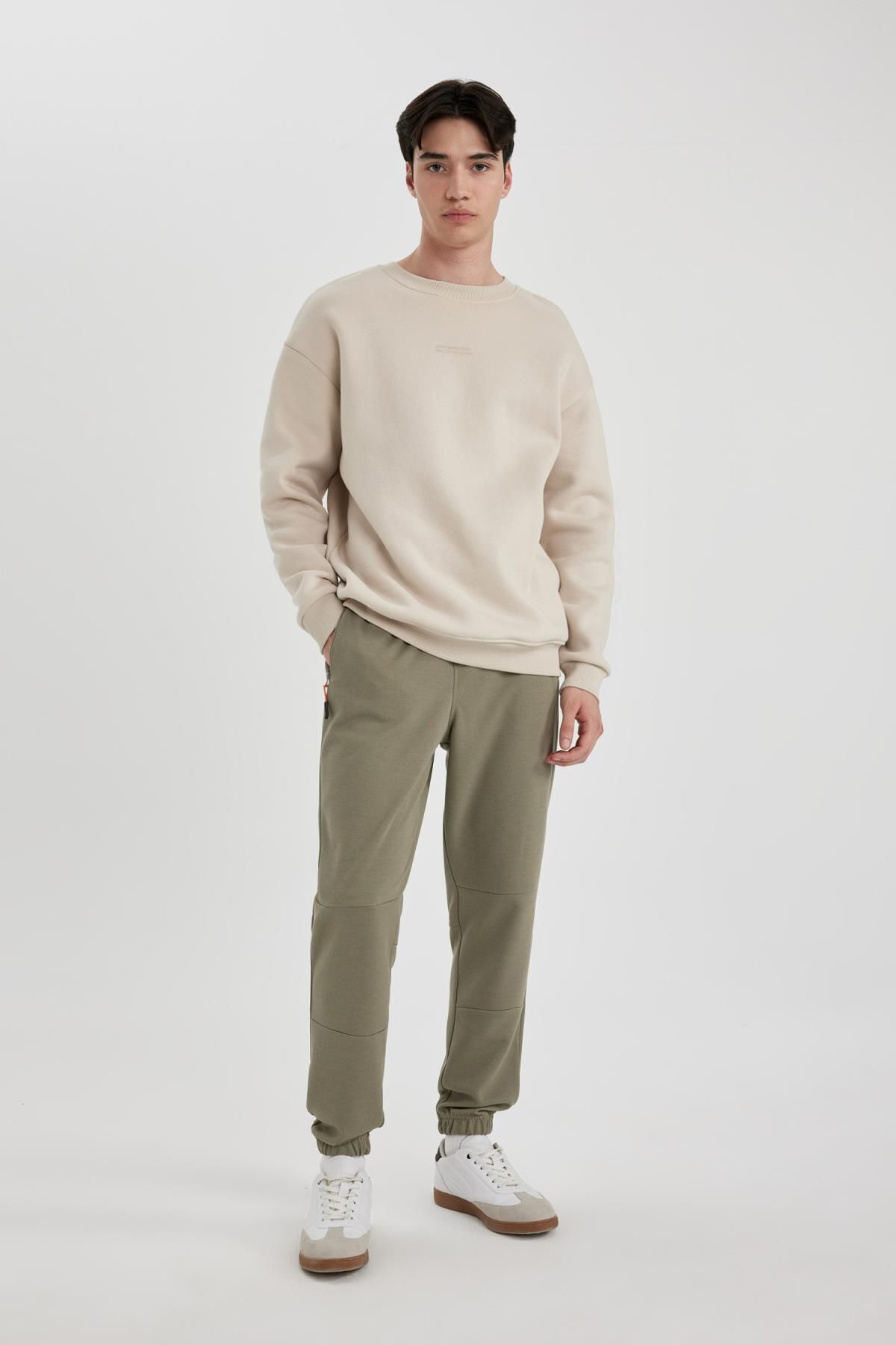 شلوار ورزشی مردانه دفاکتو | B3657AX24SP Defacto - Image 3