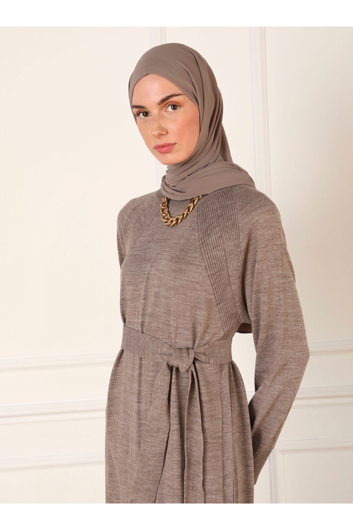 Refka-Gürtel Detaillierte Reglan Ärmel Strick Hijab Kleid - Nerz - Refka 2
