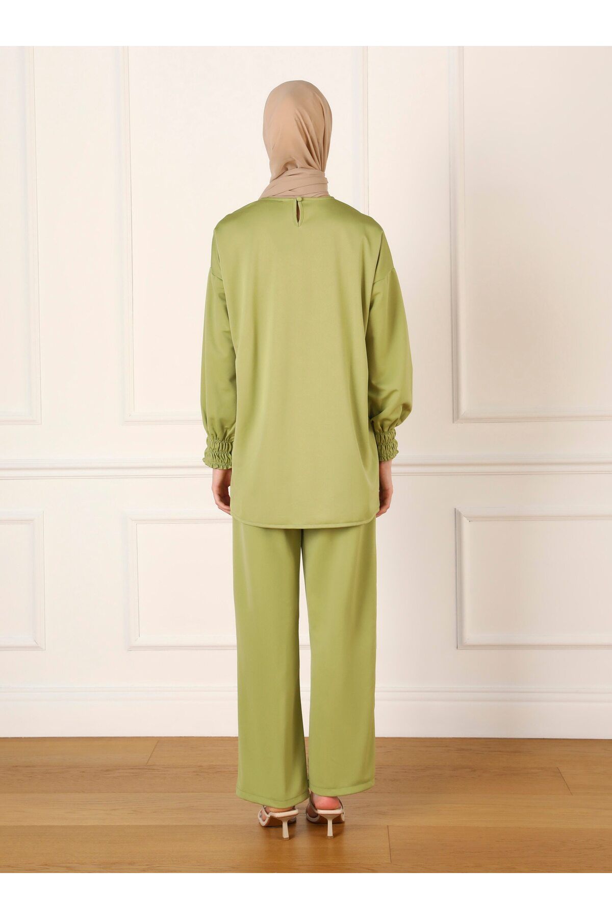 Refka-Oil Green Gipe Detailed Tunic and Trousers Set 4