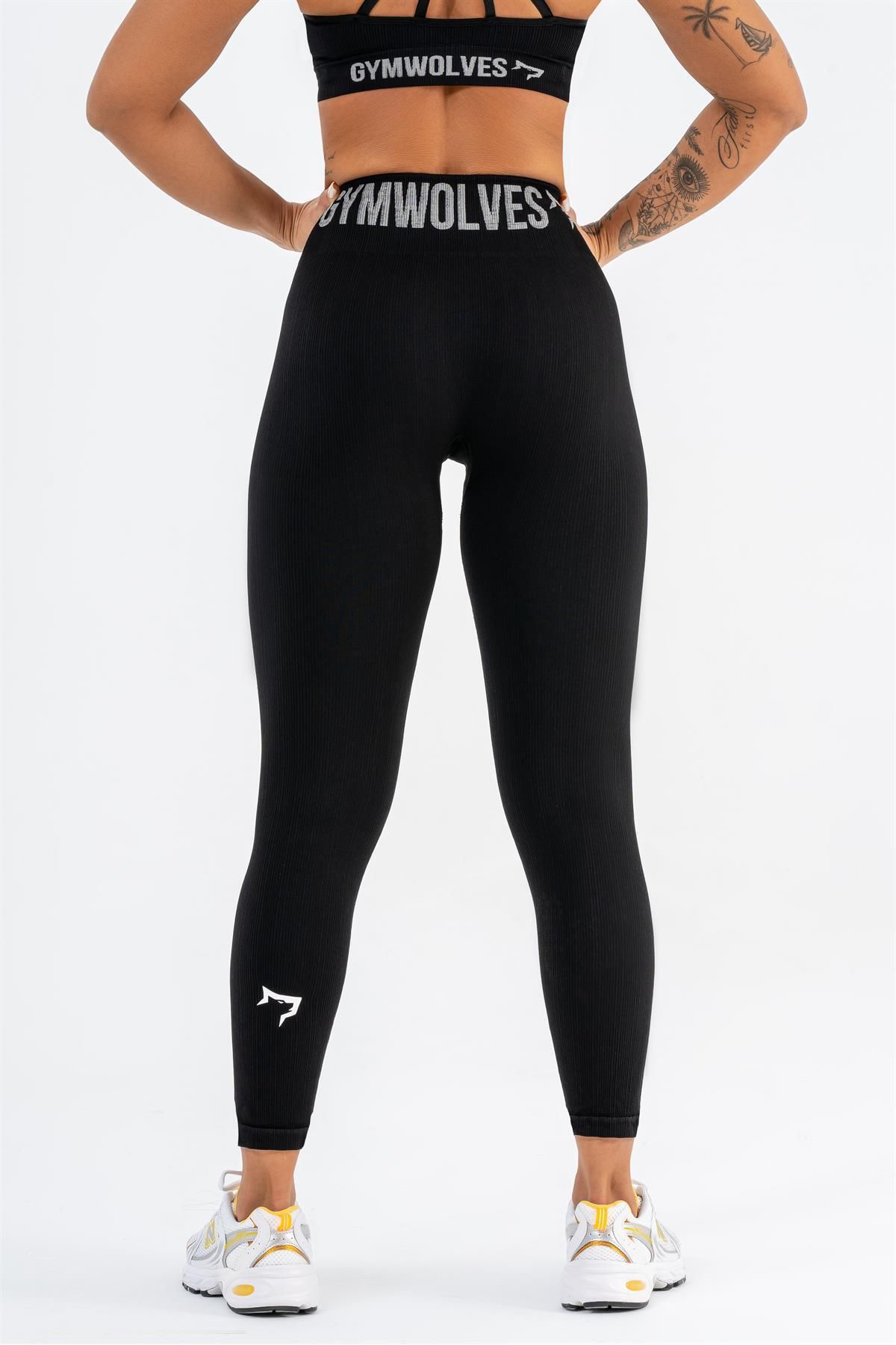 Gymwolves-Seamless Sports Tights | Black | Seamles Leggings | Thin Twill | 4