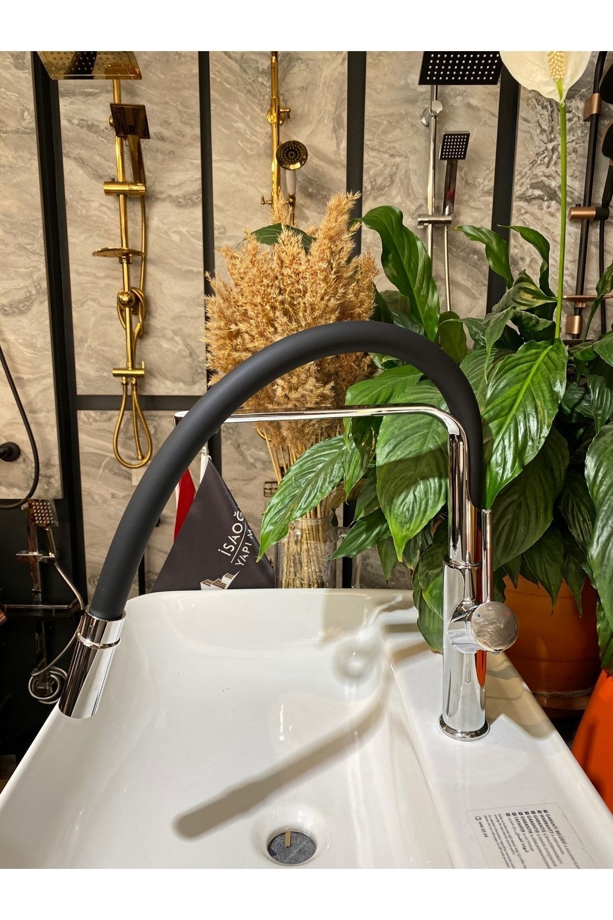 İSAOĞLU YAPI-Spiral Kitchen Faucet Extending System Sink Tap Silver Color 3