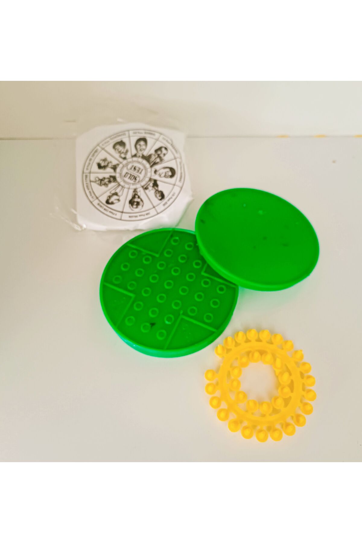 آزمون هوشی تک‌نفره با اسباب‌بازی