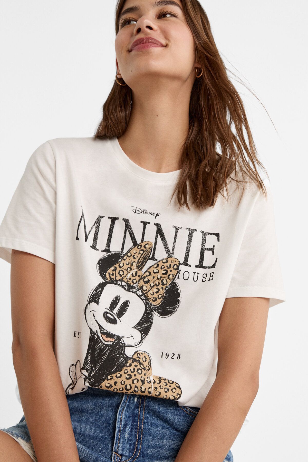Stradivarius Disney desenli t shirt Fiyat Yorumlar Trendyol