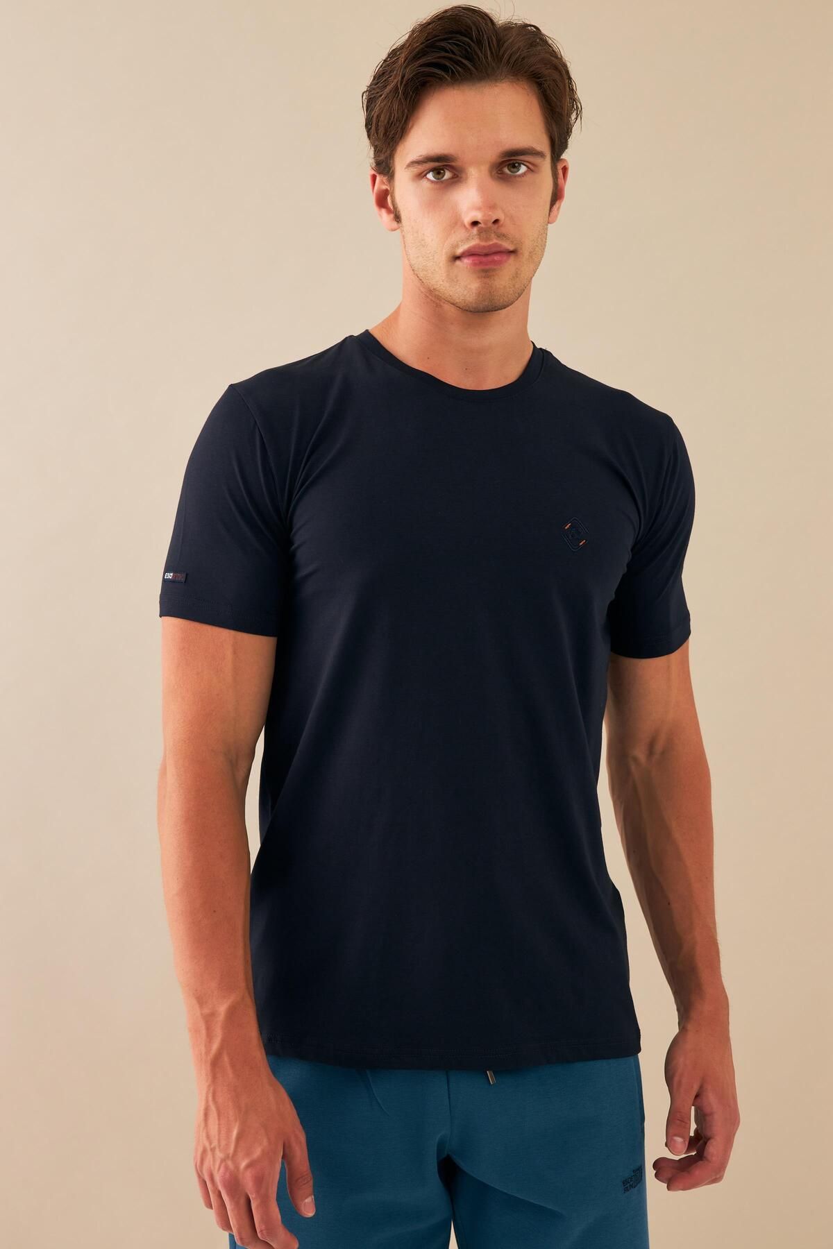 تی شرت ورزشی مردانه پیراهن مودال SLIMFIT TRESHT T0083 پارچه یقه Escetic