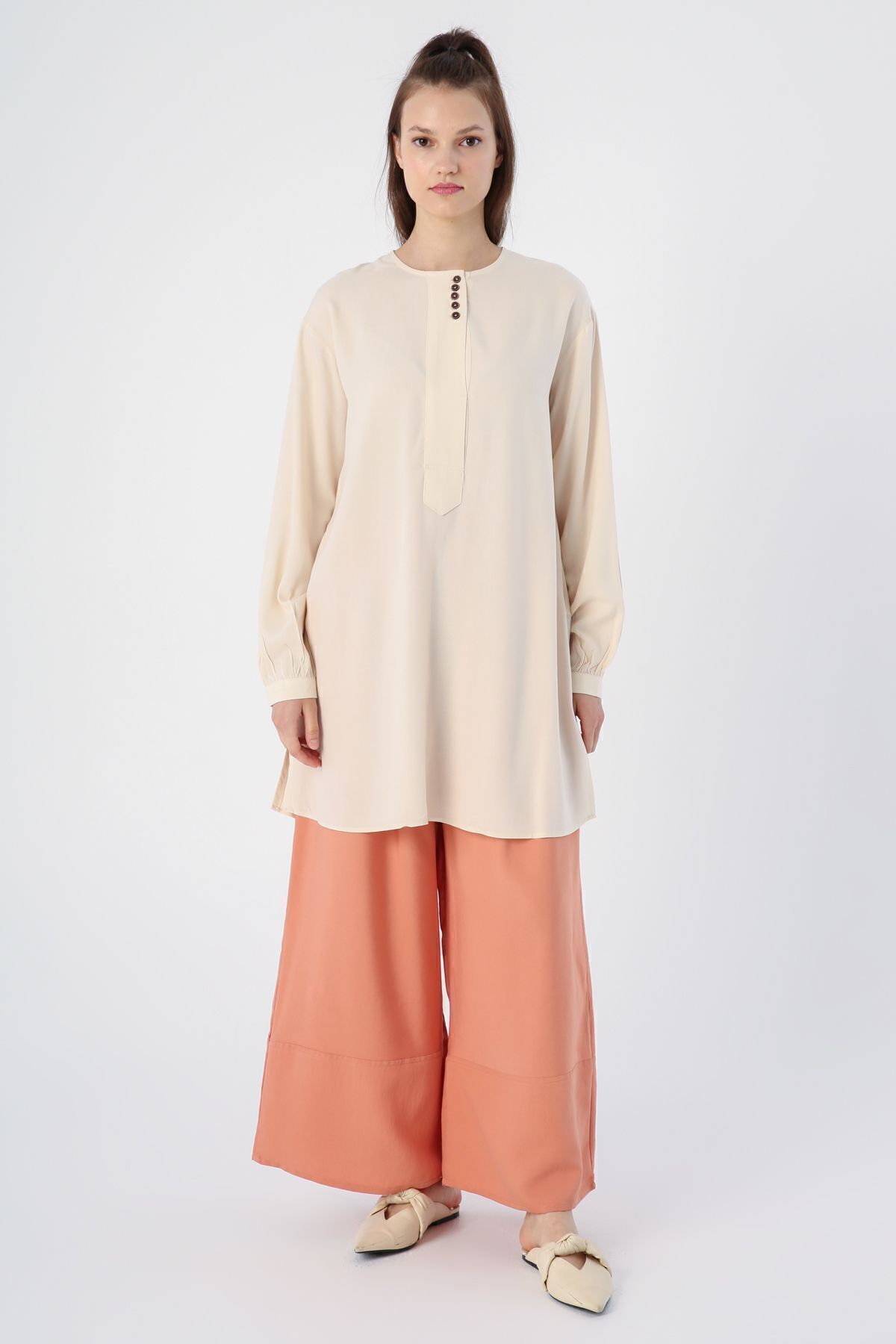 ALLDAY-Ecru Side Slits Viscon Wide Placket Comfortable Fit Tunic 2