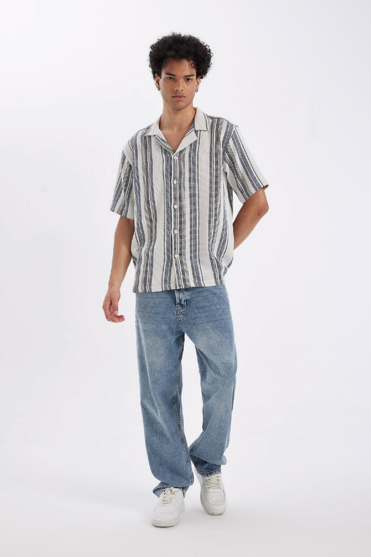 پیراهن مردانه دفاکتو | D4723AX24HS Defacto - Image 2