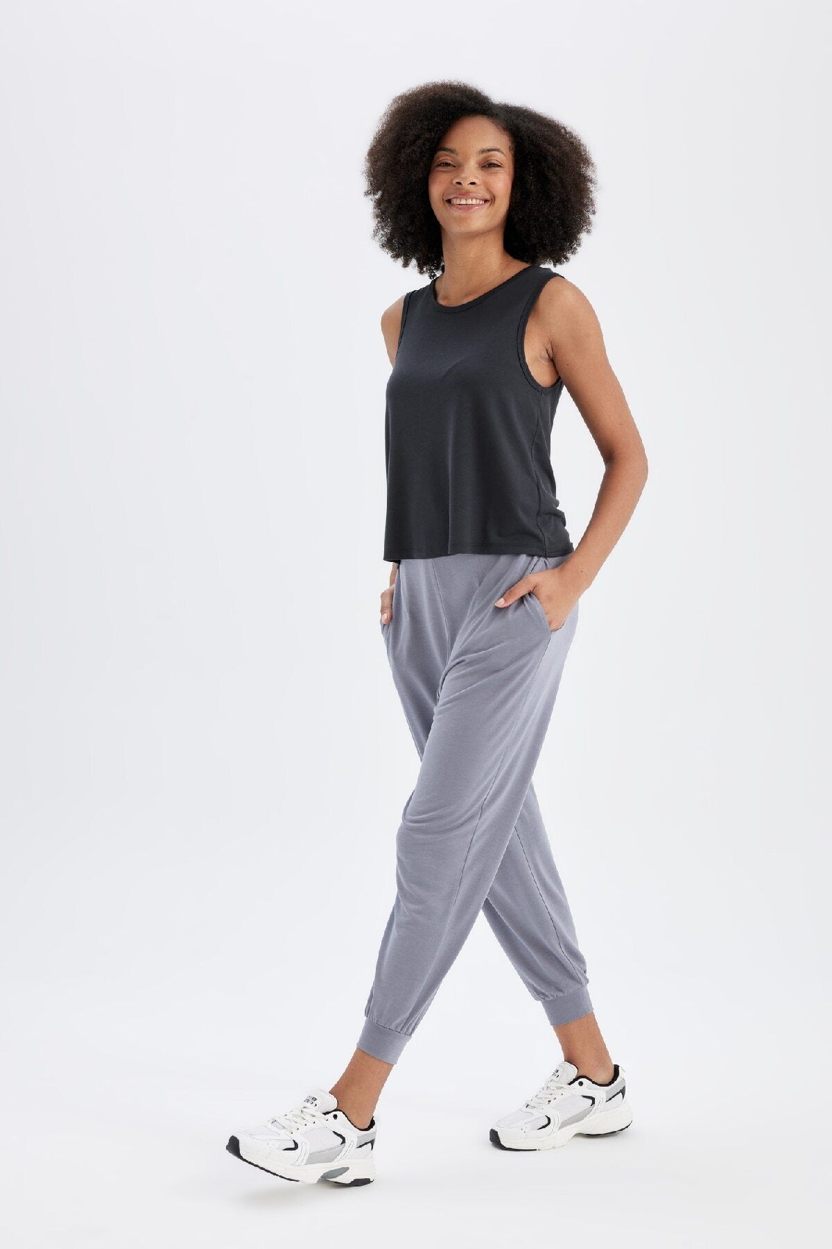 شلوار مودال سایز استاندارد DeFactoFit Oversize Fit Jogger Leg