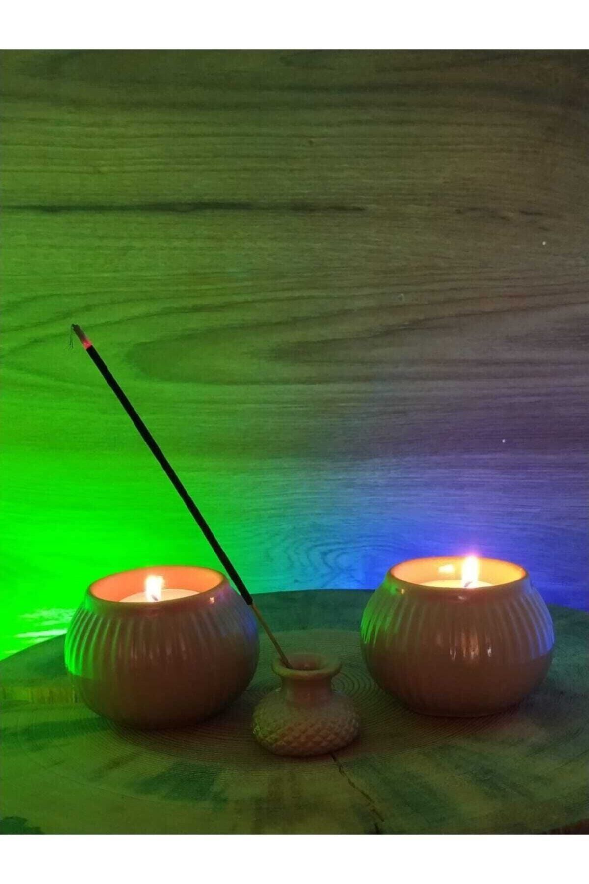 Yoga Yapan Kız Tütsülük Ve Mumluk