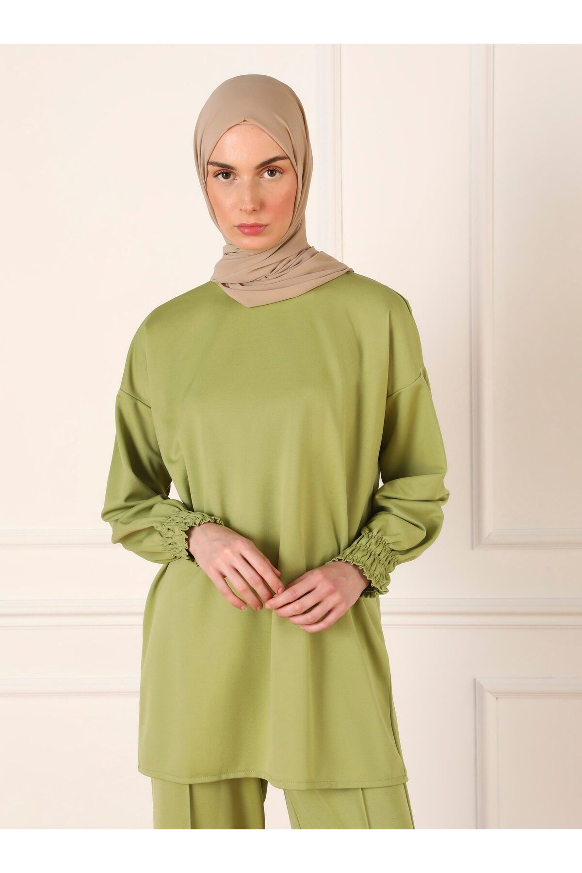 Refka-Oil Green Gipe Detailed Tunic and Trousers Set 2