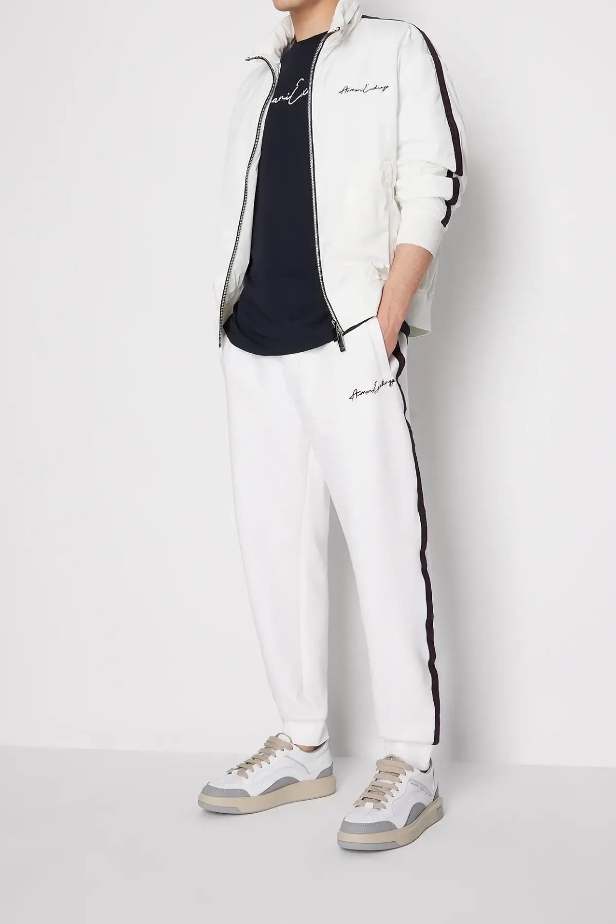 تی شرت آبی مردانه یقه دوچرخه لاسیور Armani Exchange