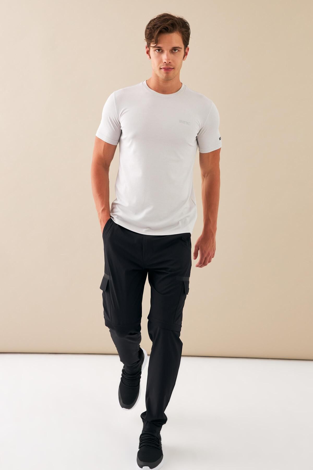 تی شرت ورزشی مردانه پیراهن پنبه ای با رنگ خاکستری صفر پارچه MERSEIZED SLIMFIT T0095 Escetic