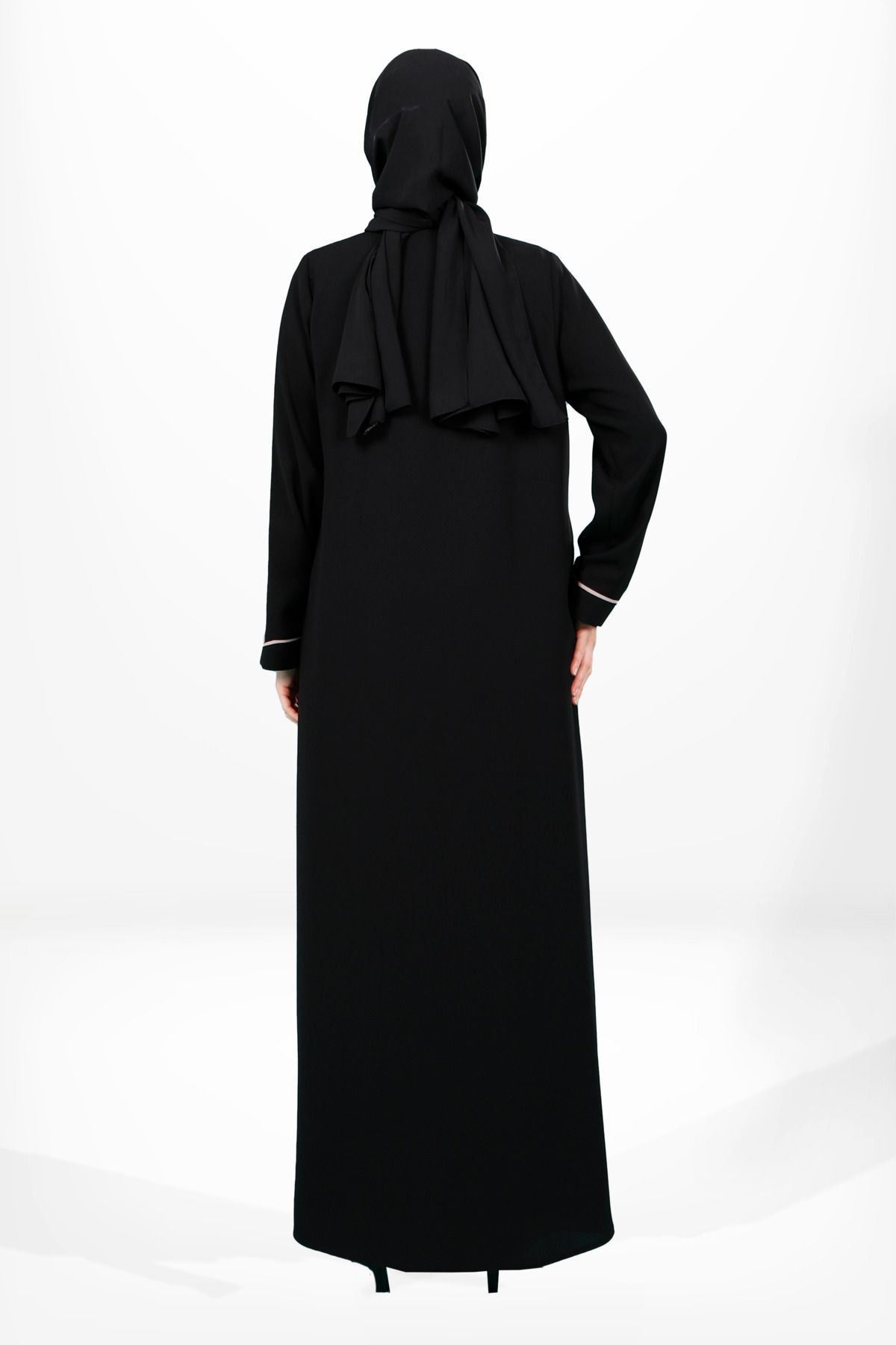 مانتو و عبای پوشیده زنانه آهنگ های تفصیلی BROOCH رنگ سیاه باینری ABAYA 3983 Beyza
