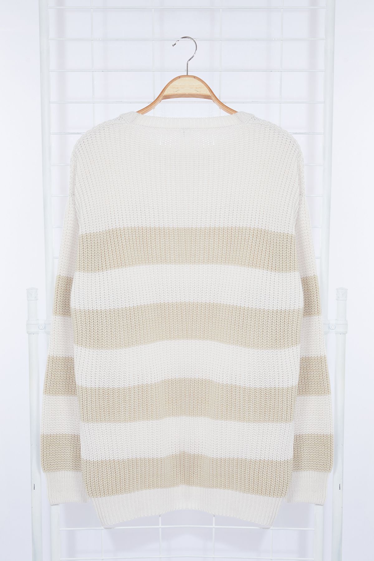 Trendyol Collection-Oversize Double Crew Neck Striped Knitwear Sweater - Tmnaw23Kz00106 8