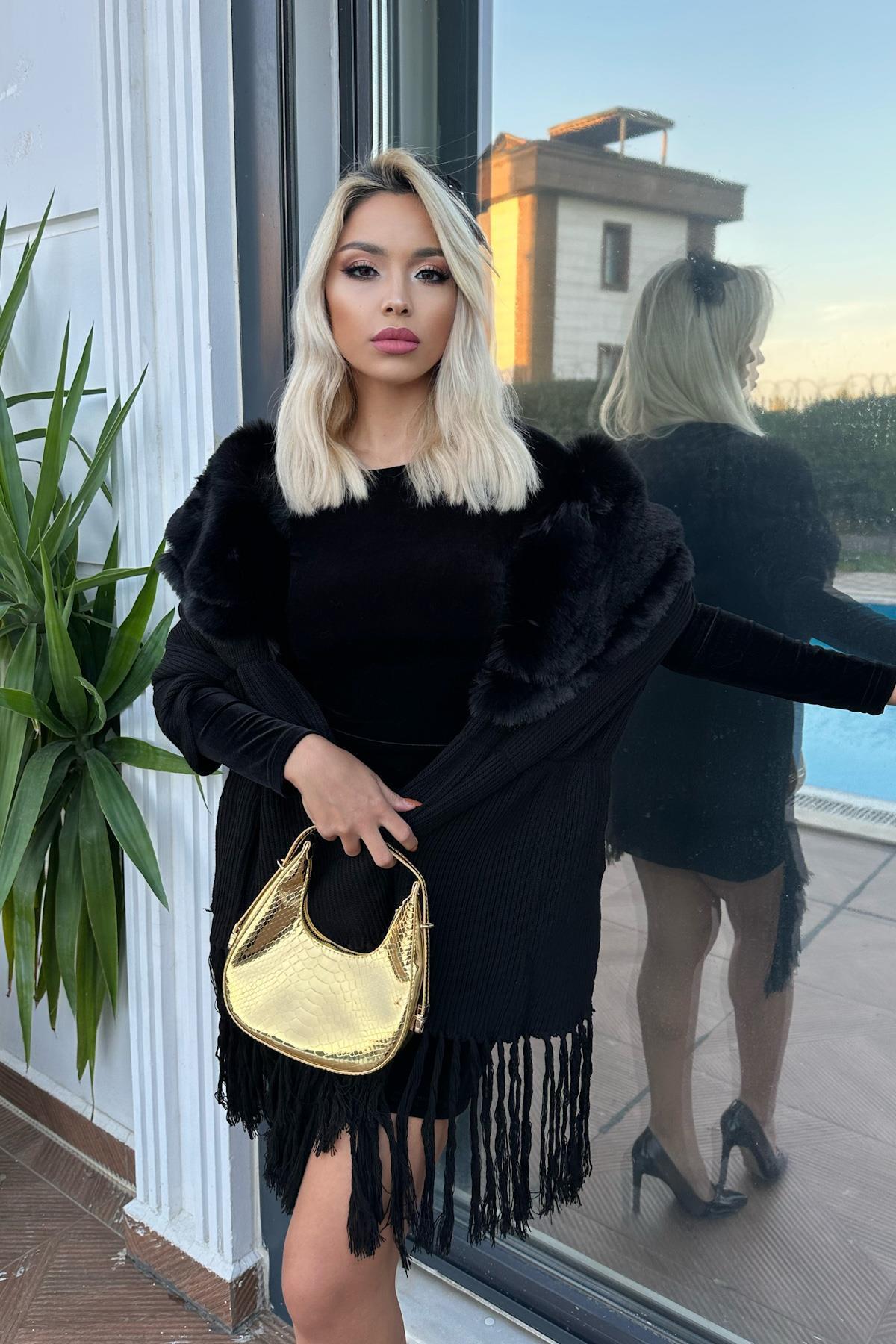 For Angels Siyah Yakası Kürklü Püsküllü Panço 2370502STD