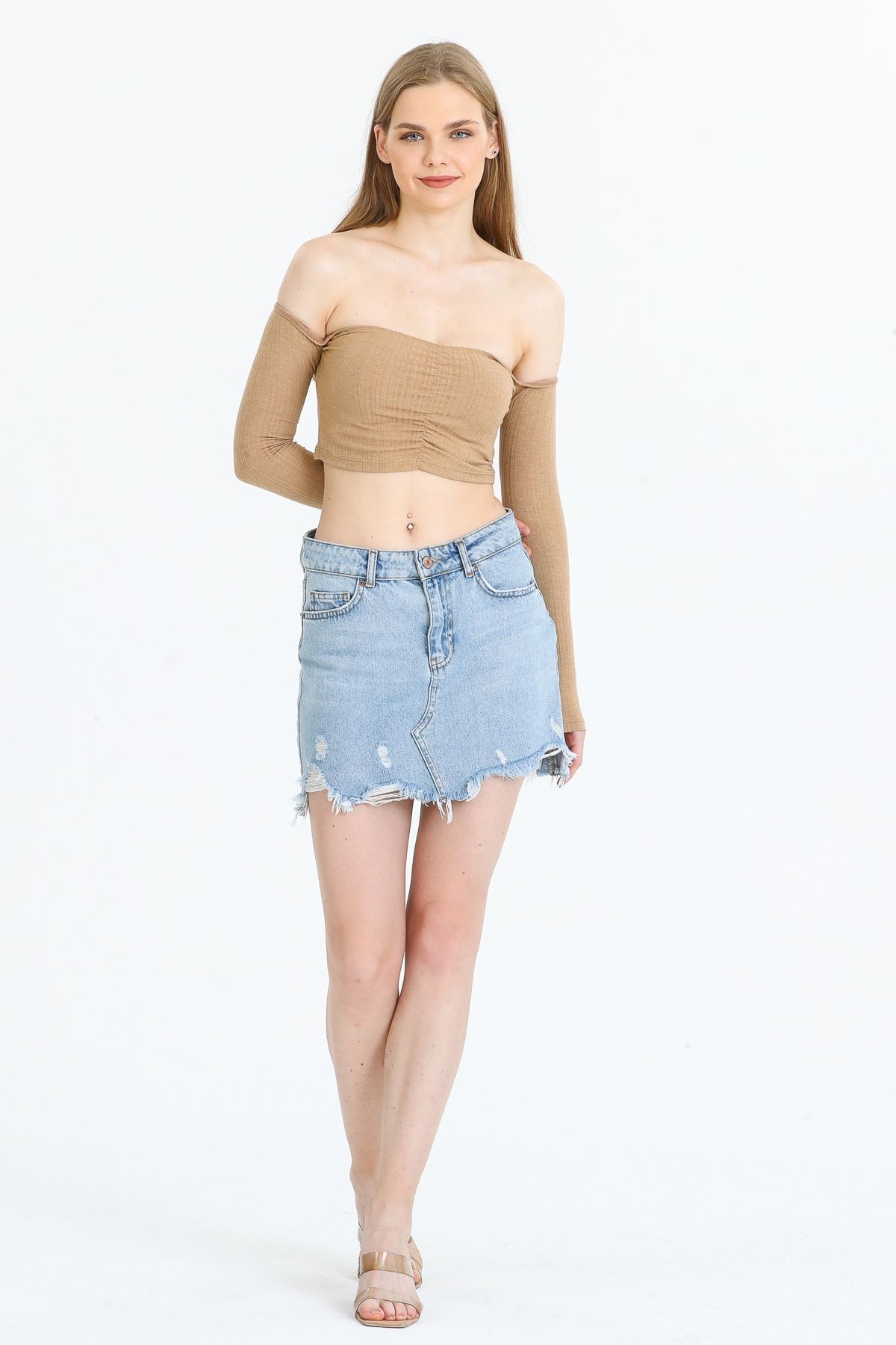 Beige Shoulder Open Long Sleeve Crop ( Slim Fit )