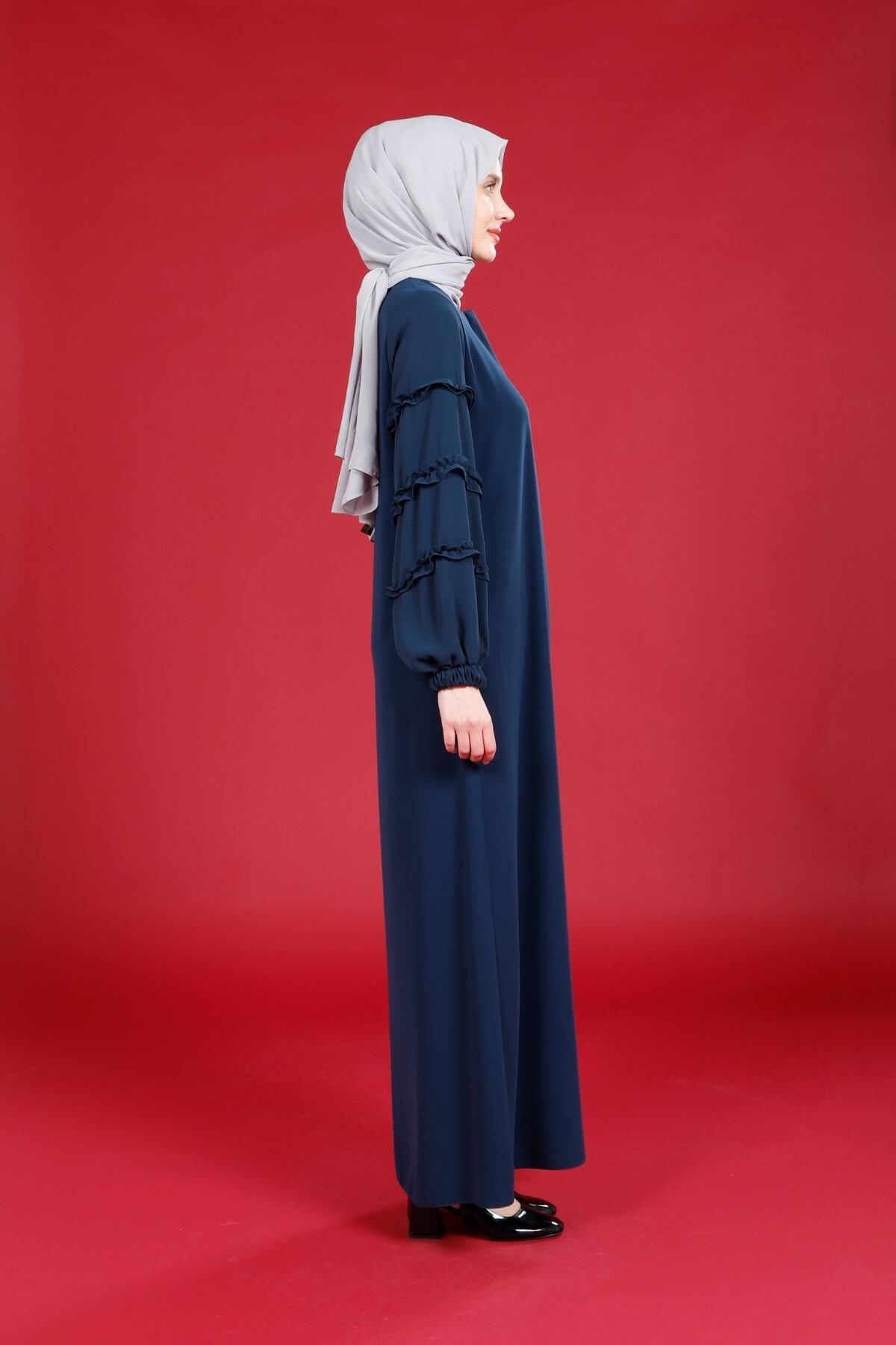 مانتو و عبای پوشیده زنانه ATLAS FRONT CLEE CLOSURE ARMS RUFFLED DISIGO COLOR SAMARA FERACE 3770 Beyza