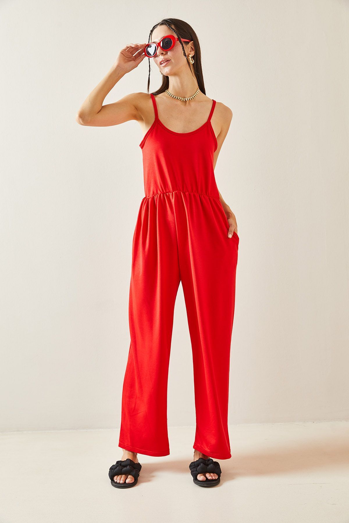 XHAN-5YXK6-48816-04 Model Red Thin Strap Maxi Jumpsuit 3