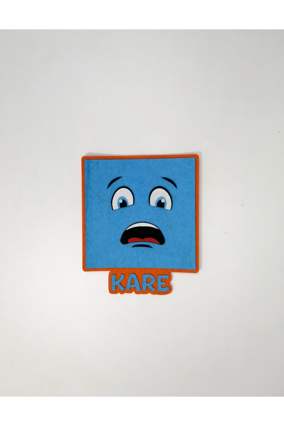 تخته اشکال هندسی با ۶ رنگ و حالت‌های بیان (ماده آموزشی نمدی)