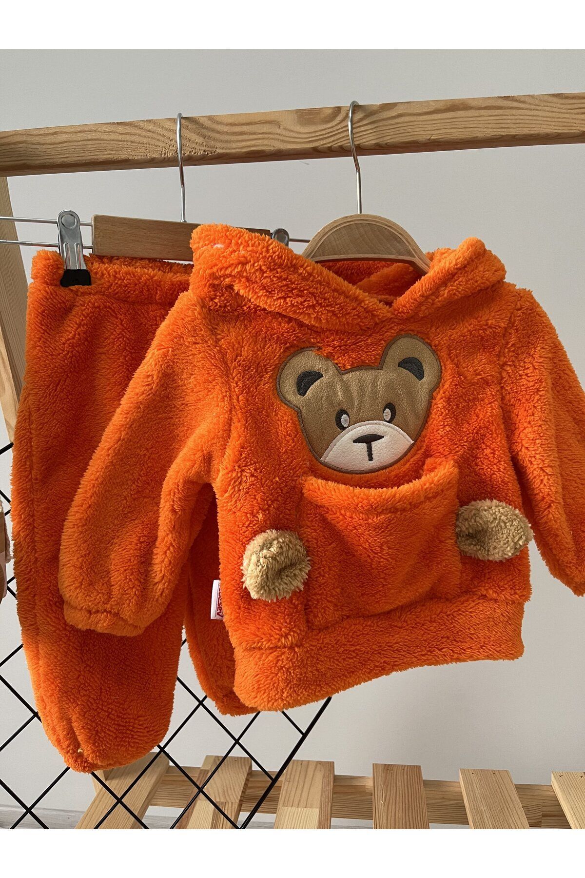 Minizade Kışlık Peluş Welsoft Cepli Kapüşonlu Bebek Takımı fotoğrafı 4 (önizleme)