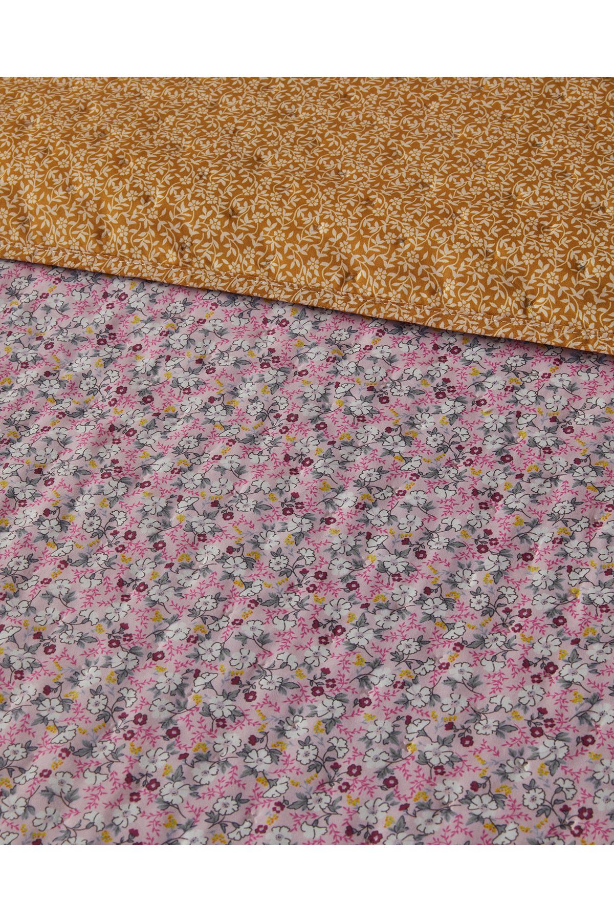 English Home-Pink Chamomile Cluster - Double and Multi-Purpose Cover 3