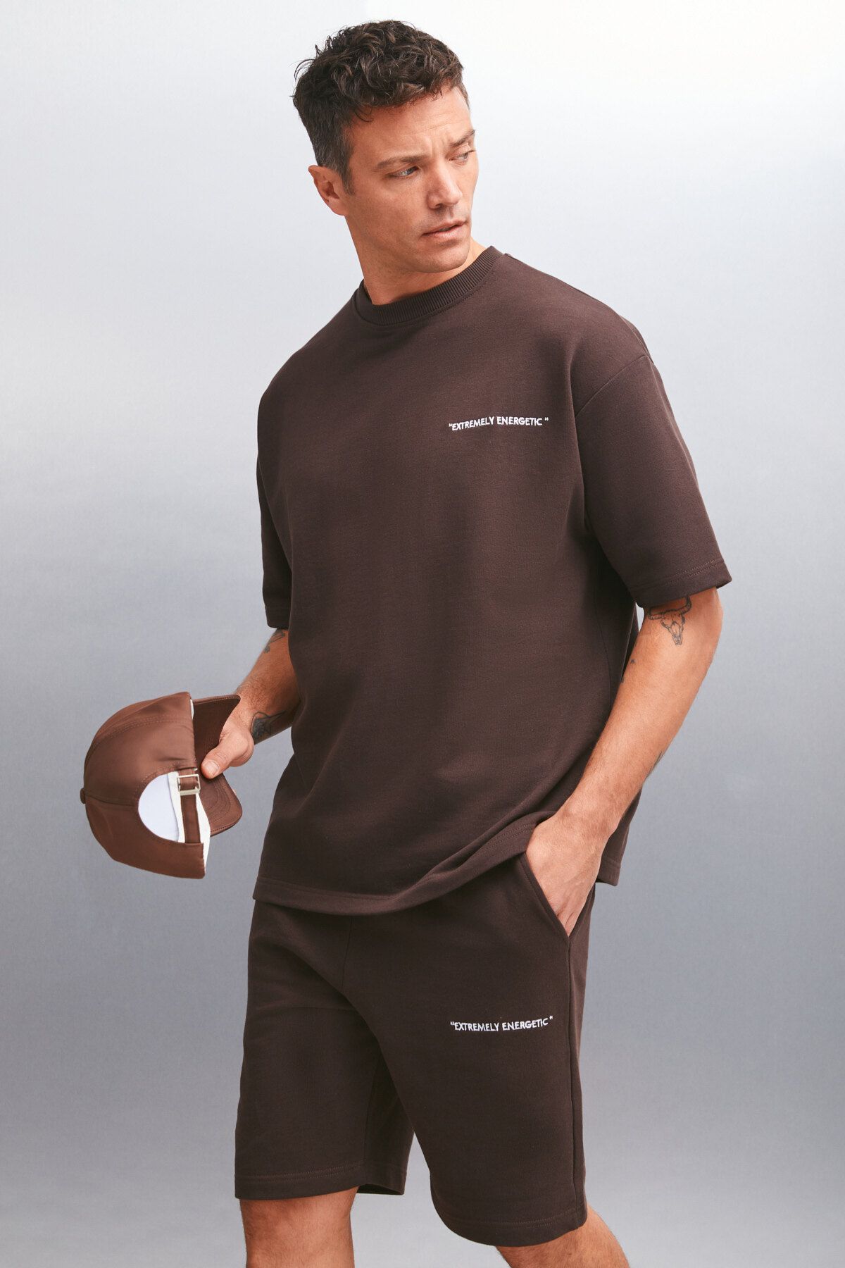 GRIMELANGE-Columbia Herren-Set, 2 Stück – Sommer-Stickerei, bequeme Passform, braunes Trainingsanzug-Set 3