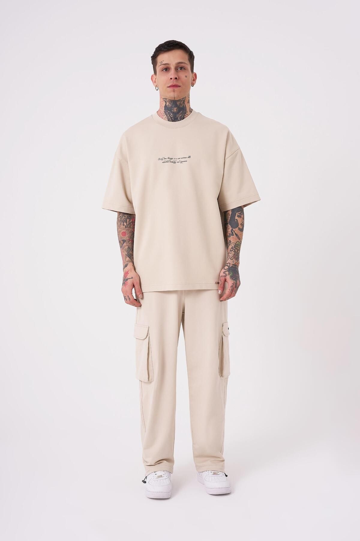 Machinist-Tricou pentru bărbați, cu aplicații de șarpe, imprimat supradimensionat, bej deschis 3