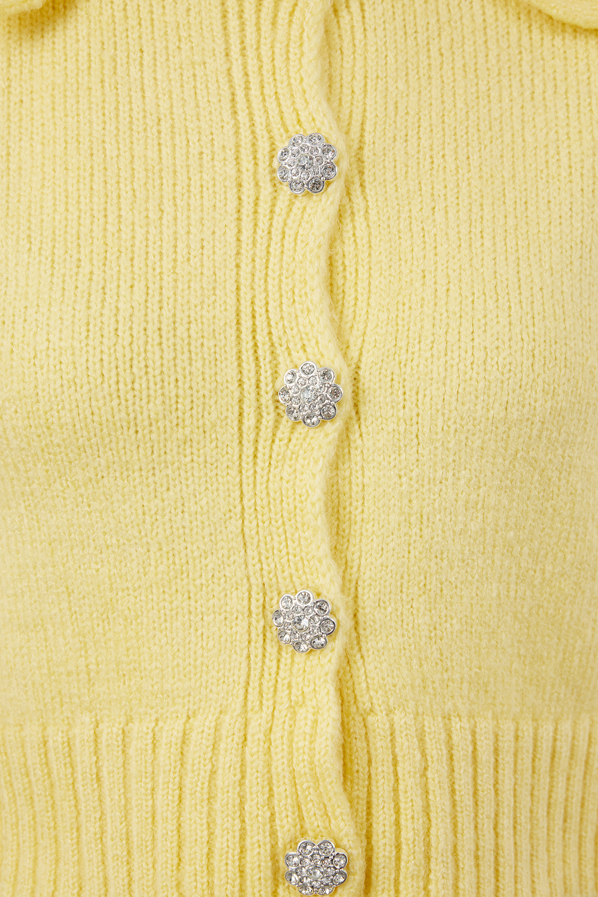 Trendyolmilla  Sarı Crop Yumuşak Dokulu Mücevher Düğmeli Triko Hırka TWOAW25HI00098 - Görsel 4