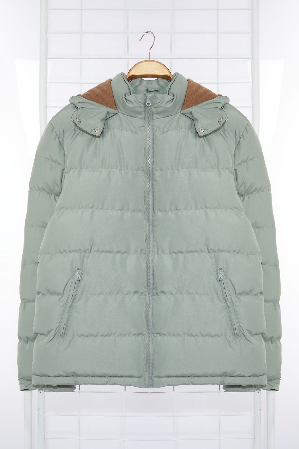 Trendyol Collection-Khakifarbene, aufblasbare Winterjacke – reguläre Passform, wind- und wasserabweisend TMNAW22MO0132 7