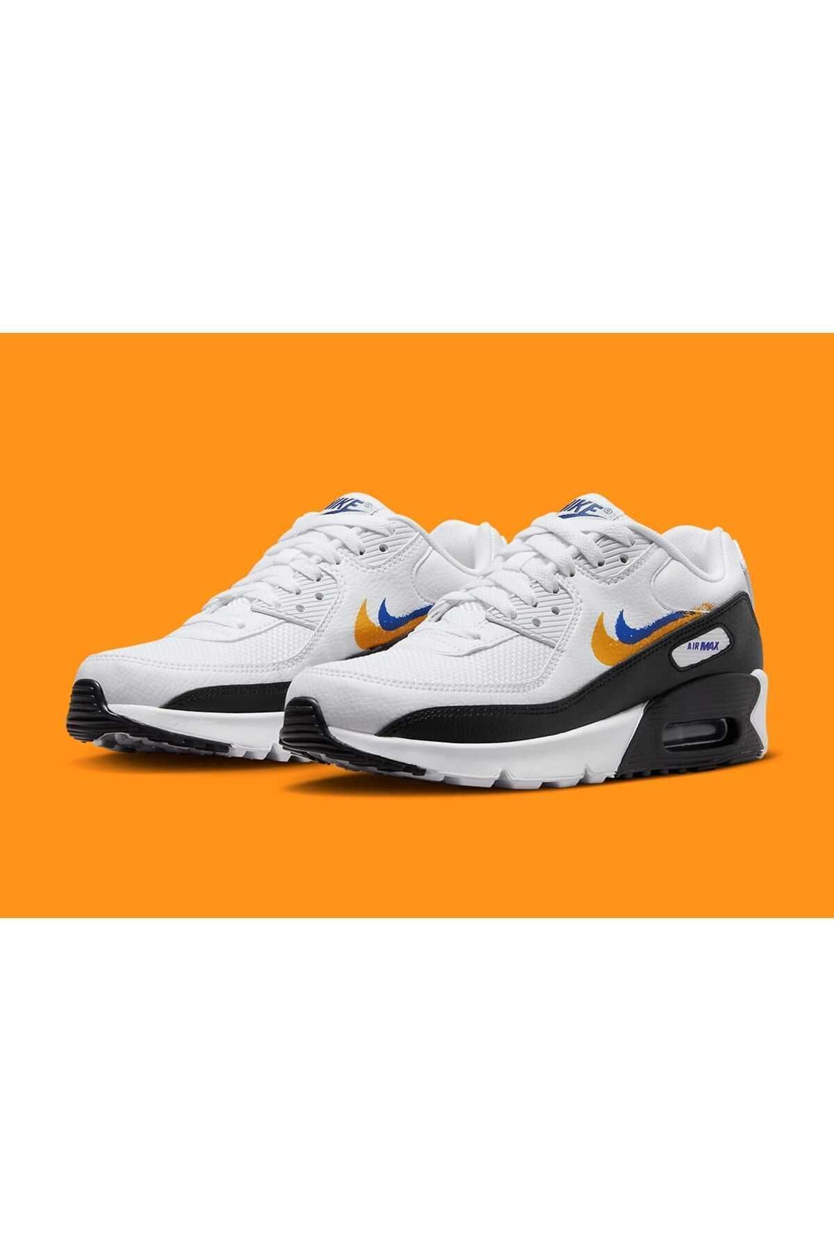 Nike essential 90 white on sale