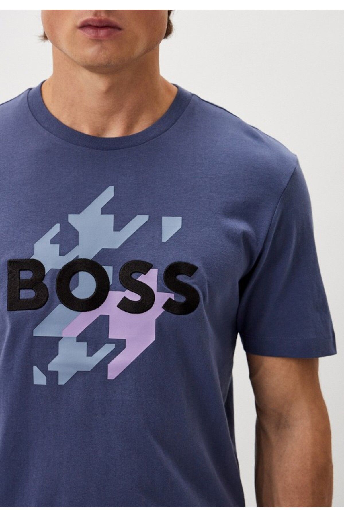 تی شرت مردانه آرم بزرگ به تفصیل بازوی کوتاه روزانه NAVY BLUE 50521520 412 BOSS