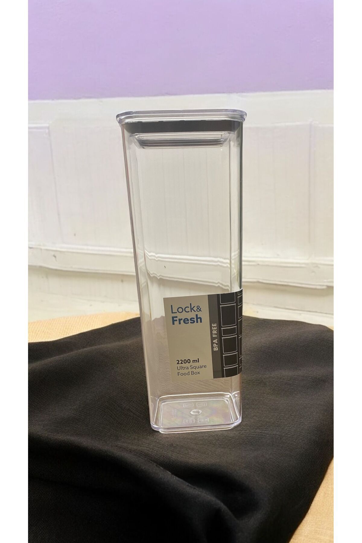 Peraye-Square 2200 ml - Thistle Vacuum Storage Container 2