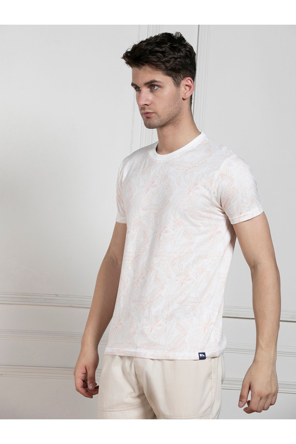 Dennis Lingo By Styli-Regular Fit All Over Leaf Print T-Shirt 3
