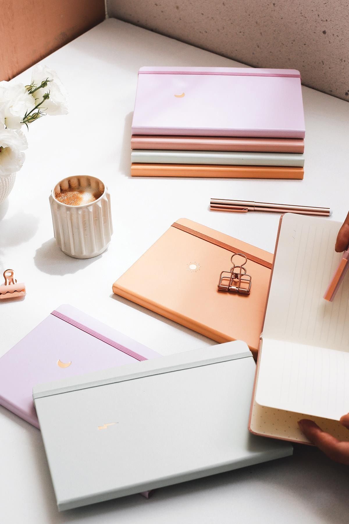Matt Notebook-Set of 4 Undated Notebooks, Elastic, 2 Unlined, 1 Lined, 1 Dotted 4