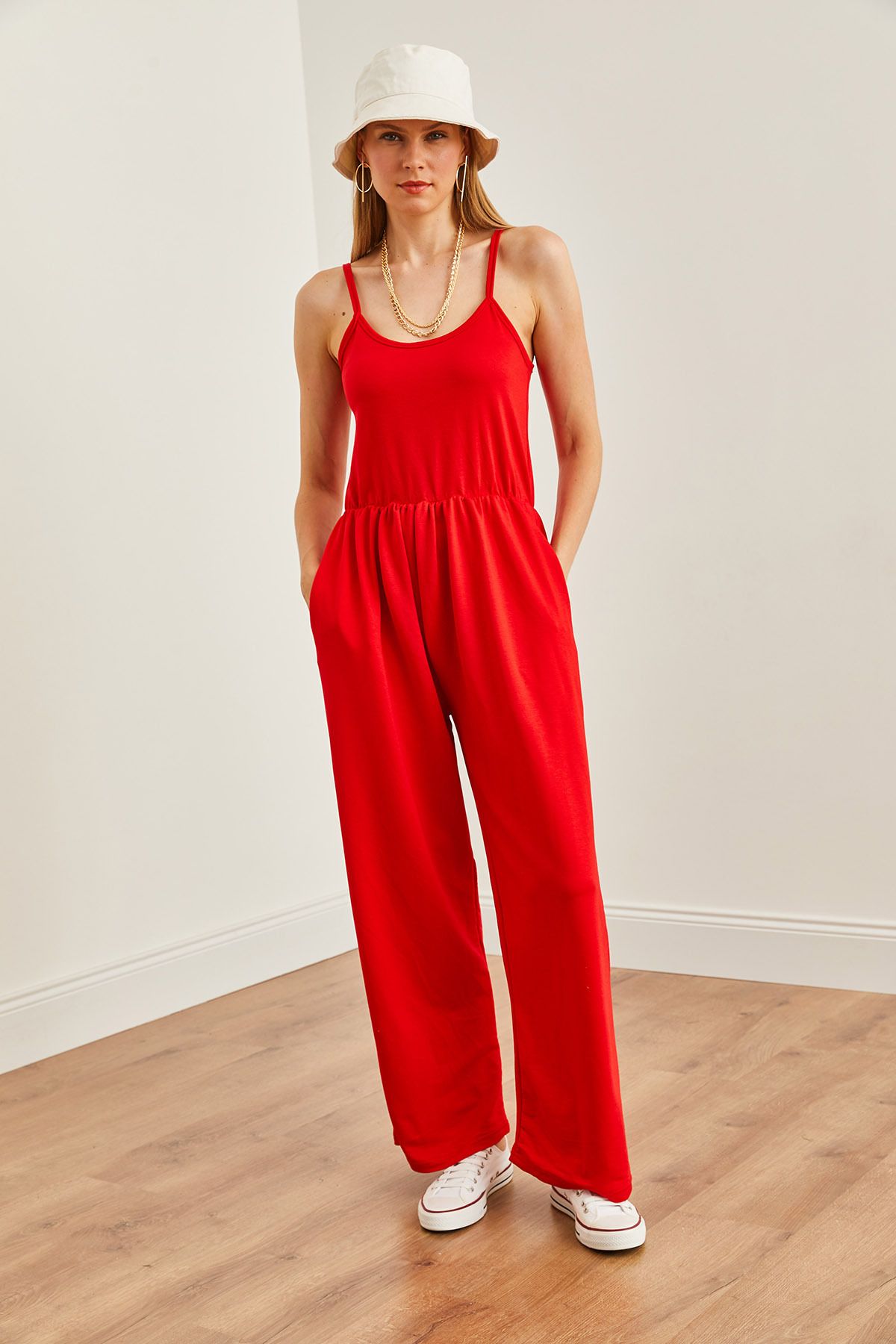 Olalook-Roter weicher Jumpsuit mit Trägern - Elastische Taille TLM- 19000155 2