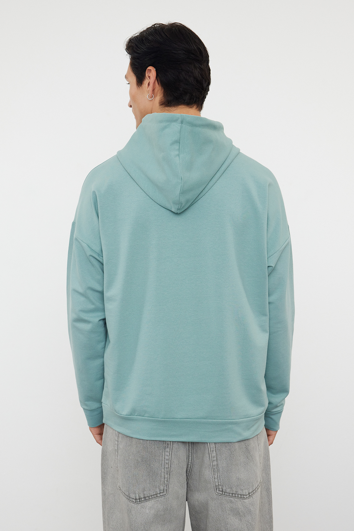 Trendyolmilla  Mint Oversize Kapüşonlu Uzun Kollu Etiket Aplikeli Sweatshirt TMNSS21SW0221 - Görsel 5