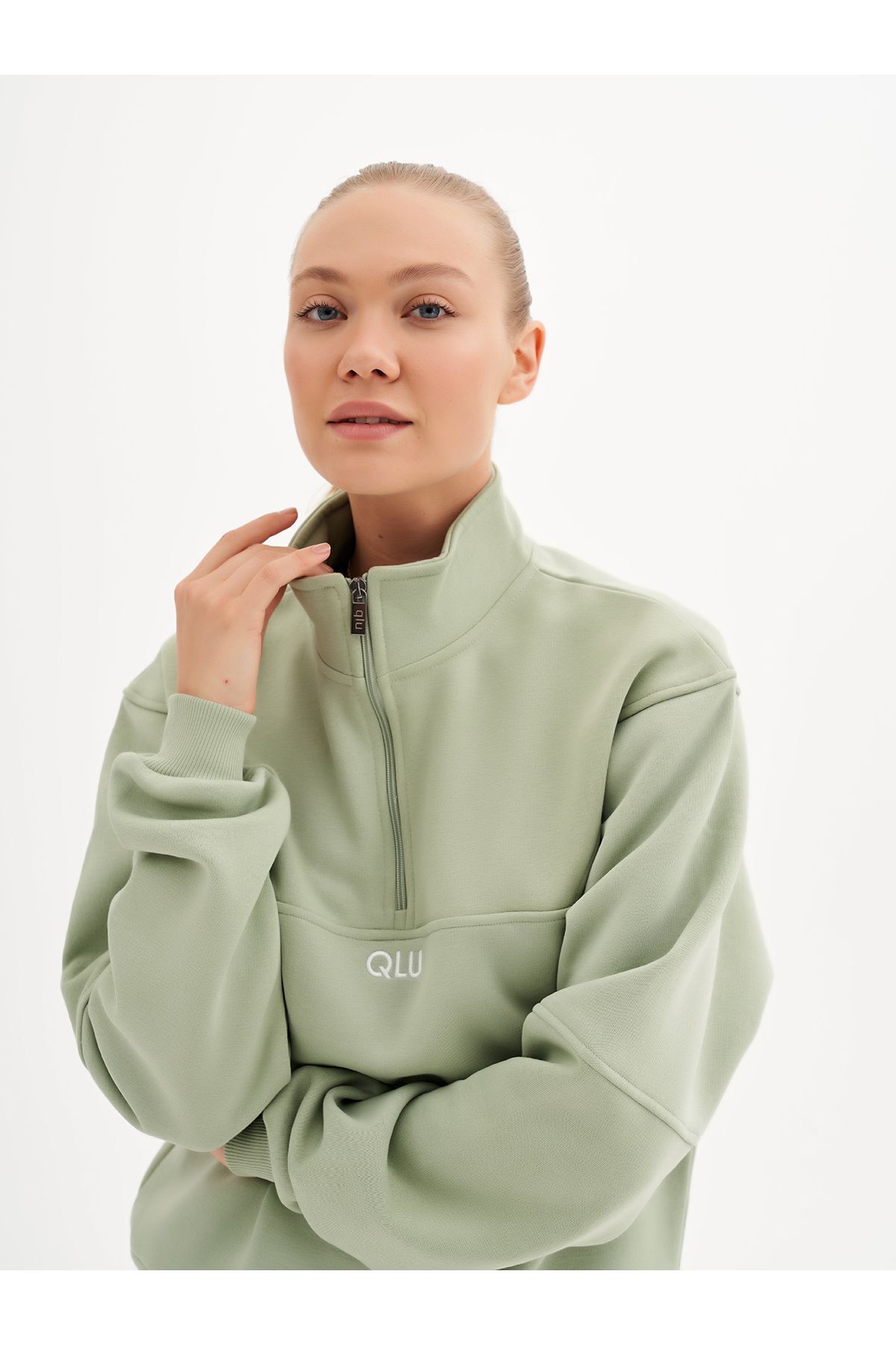 qlu Infinity Collection Kadın Yarım Fermuarlı Sweatshirt görsel 3
