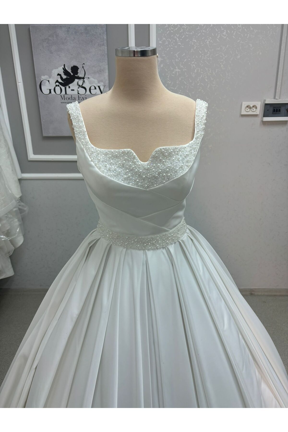https://cdn.dsmcdn.com/ty1440/product/media/images/prod/QC/20240725/18/7c3f03fa-f4d7-3a86-becf-2cc3a91f1e22/1_org_zoom.jpg