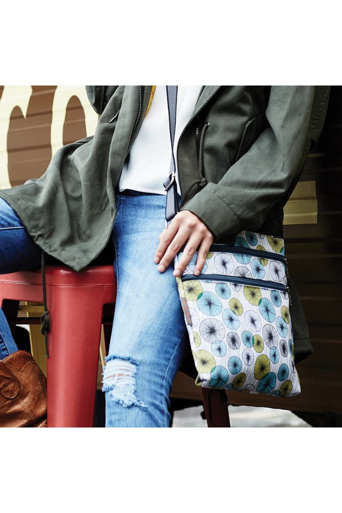Nicky James-Crossbody Bag for Hardware 6