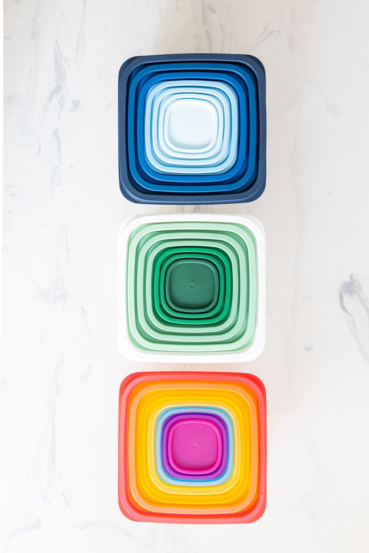simplicity-Set of 7 Rainbow Food and Food Storage Containers Square Suitable for Deepfreeze and Microwave Use 4