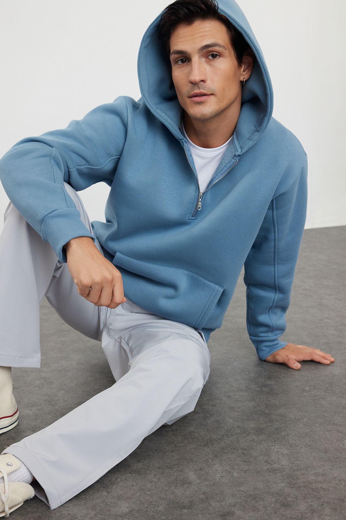 trendyol-man-mens-flat-long-oversize-sweatshi