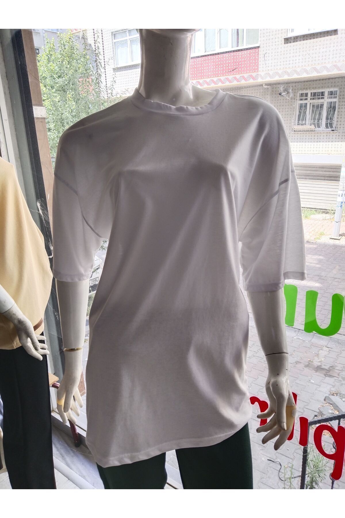 Asya Beyaz Tişört
