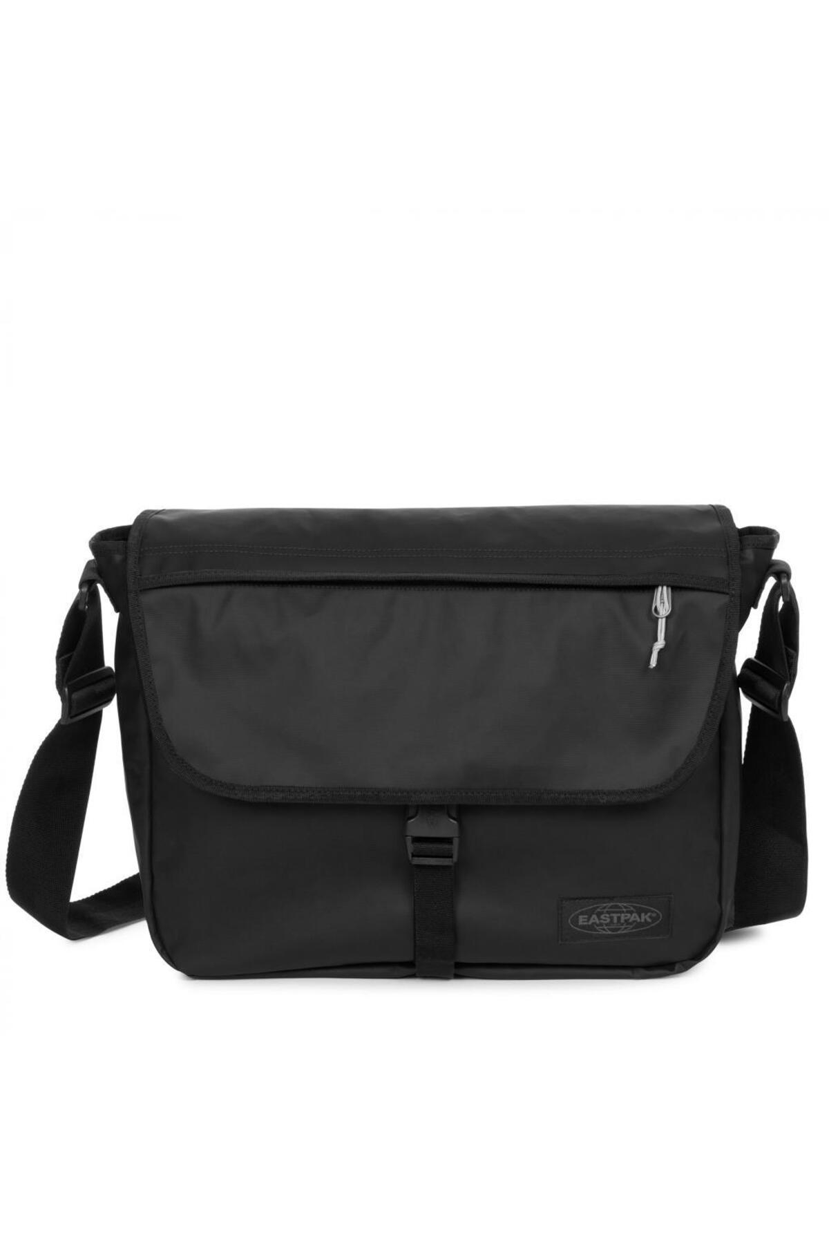 Eastpak Delegate + Tarp Black Omuz Çantası EK26EO13 - Fiyatı