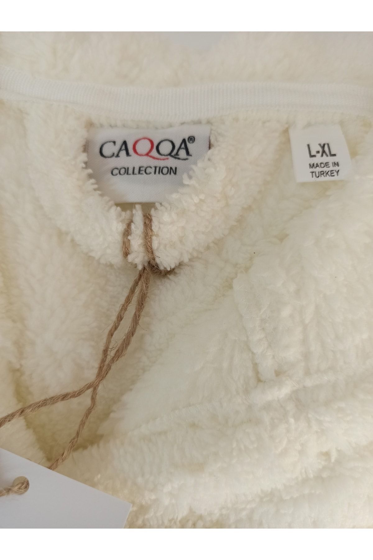 CAQQA-Super Soft Cream Hooded Fleece Dressing Gown 7