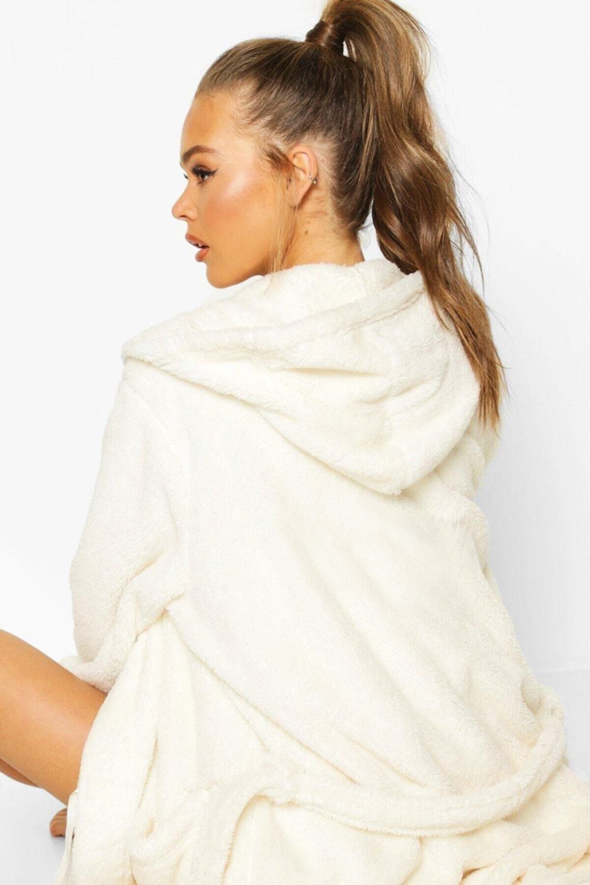 CAQQA-Super Soft Cream Hooded Fleece Dressing Gown 1