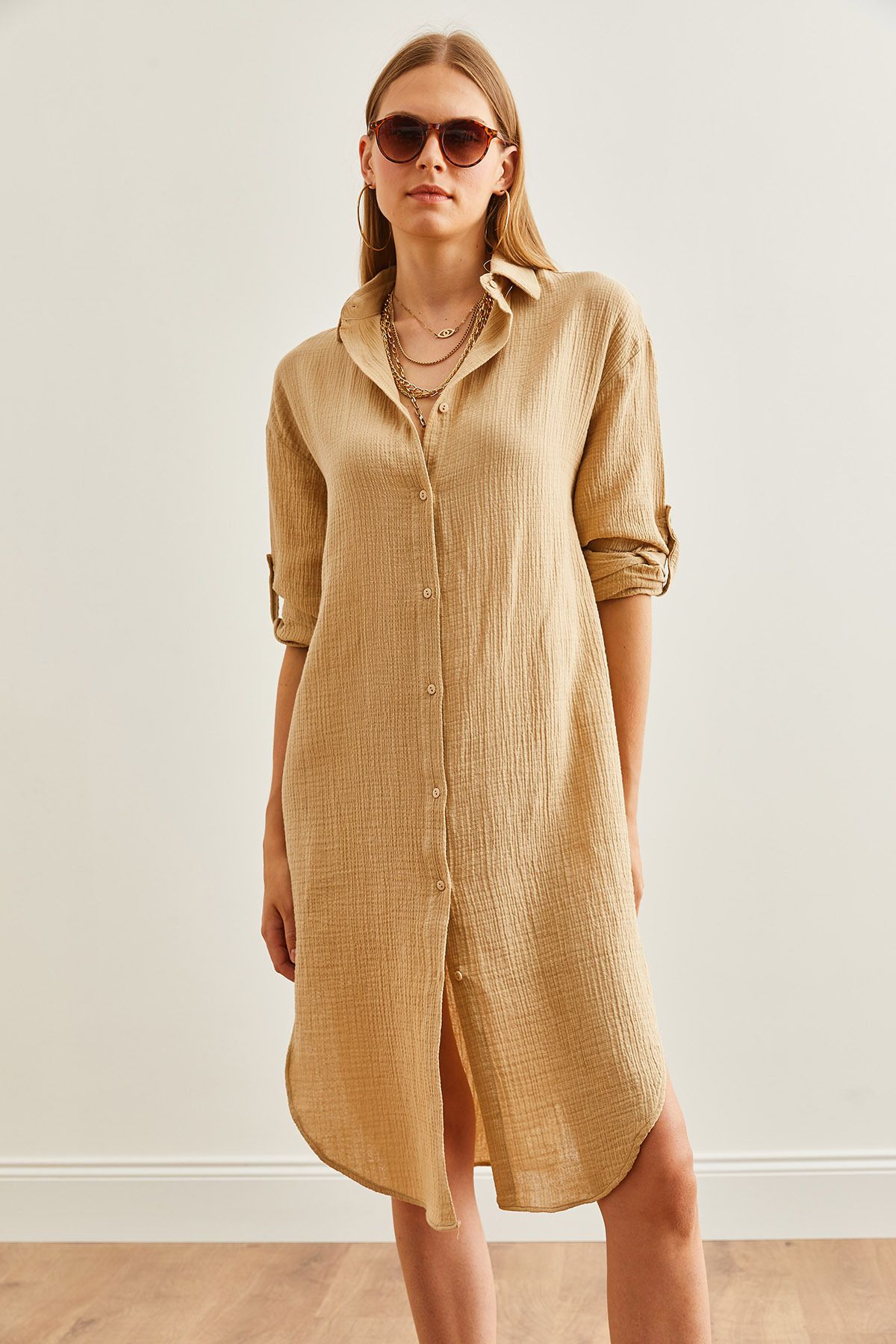 Kadın Camel Yanları Oval Yırtmaçlı Müslin Gömlek Elbise ELB-19002243