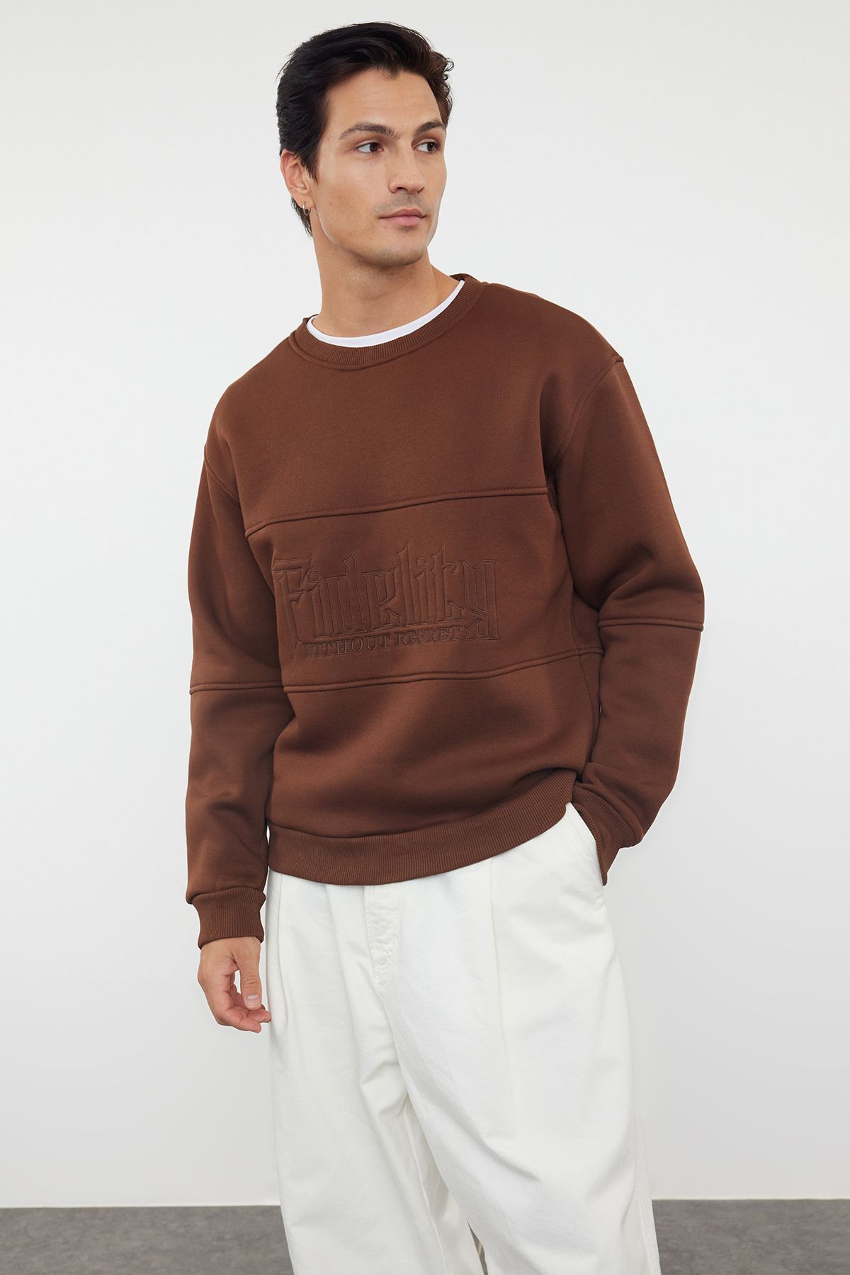 trendyol-man-mens-brown-slogan-long-oversize