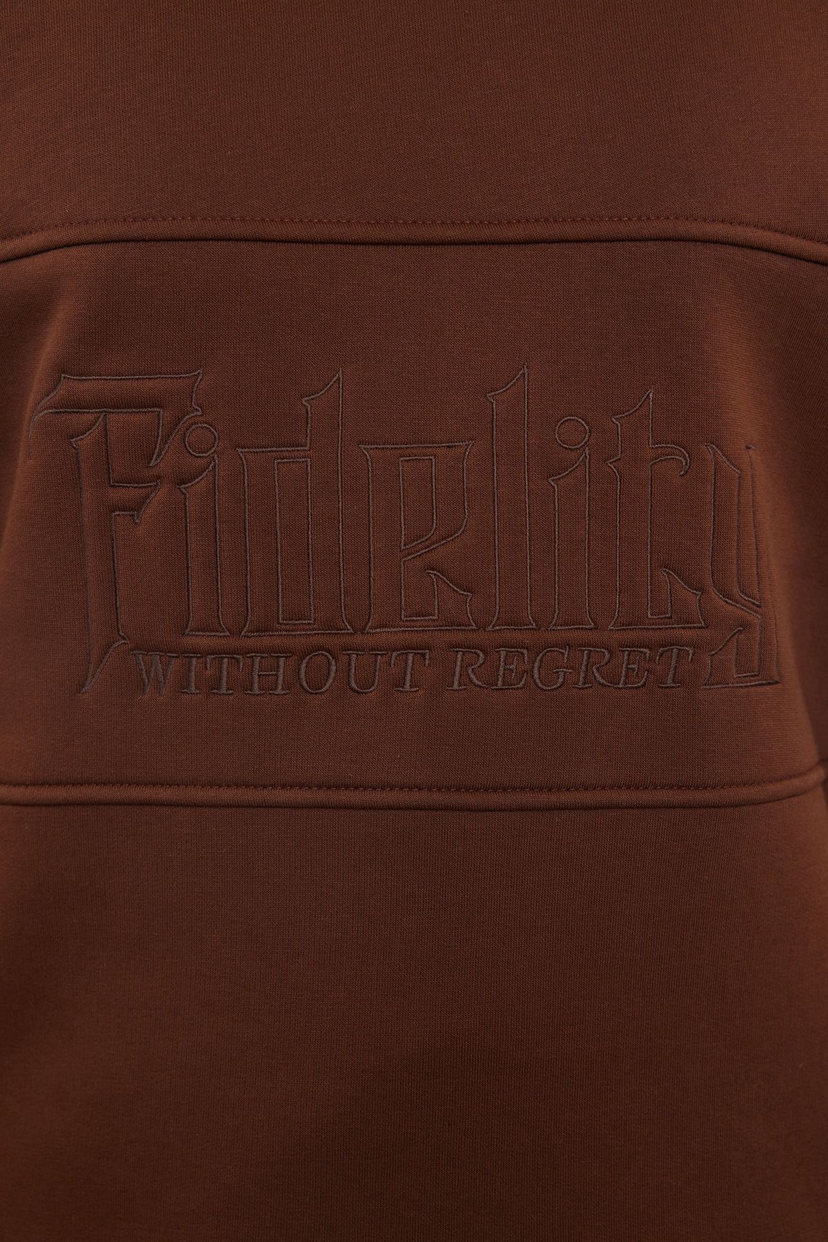 trendyol-man-mens-brown-slogan-long-oversize