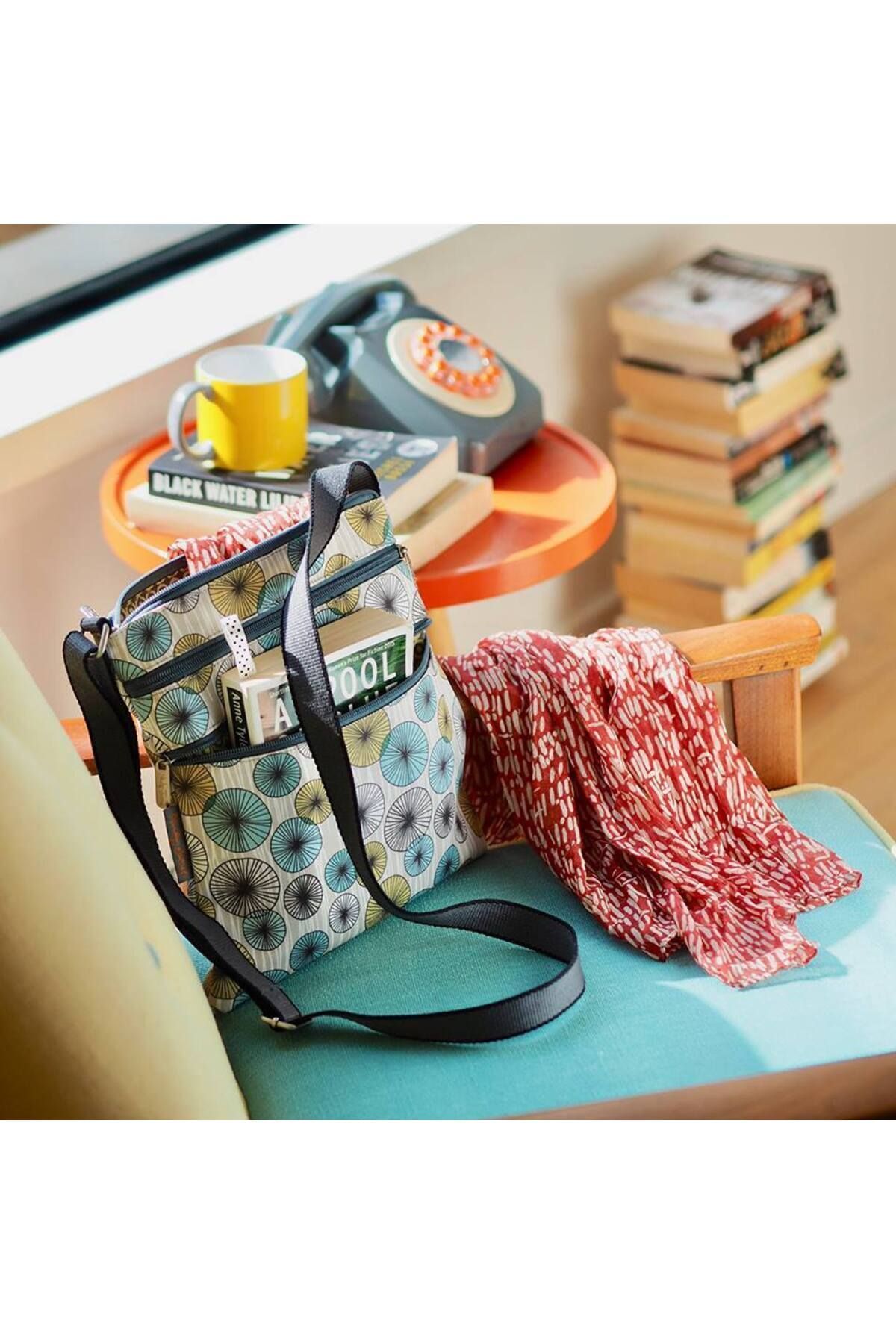 Nicky James-Crossbody Bag for Hardware 2