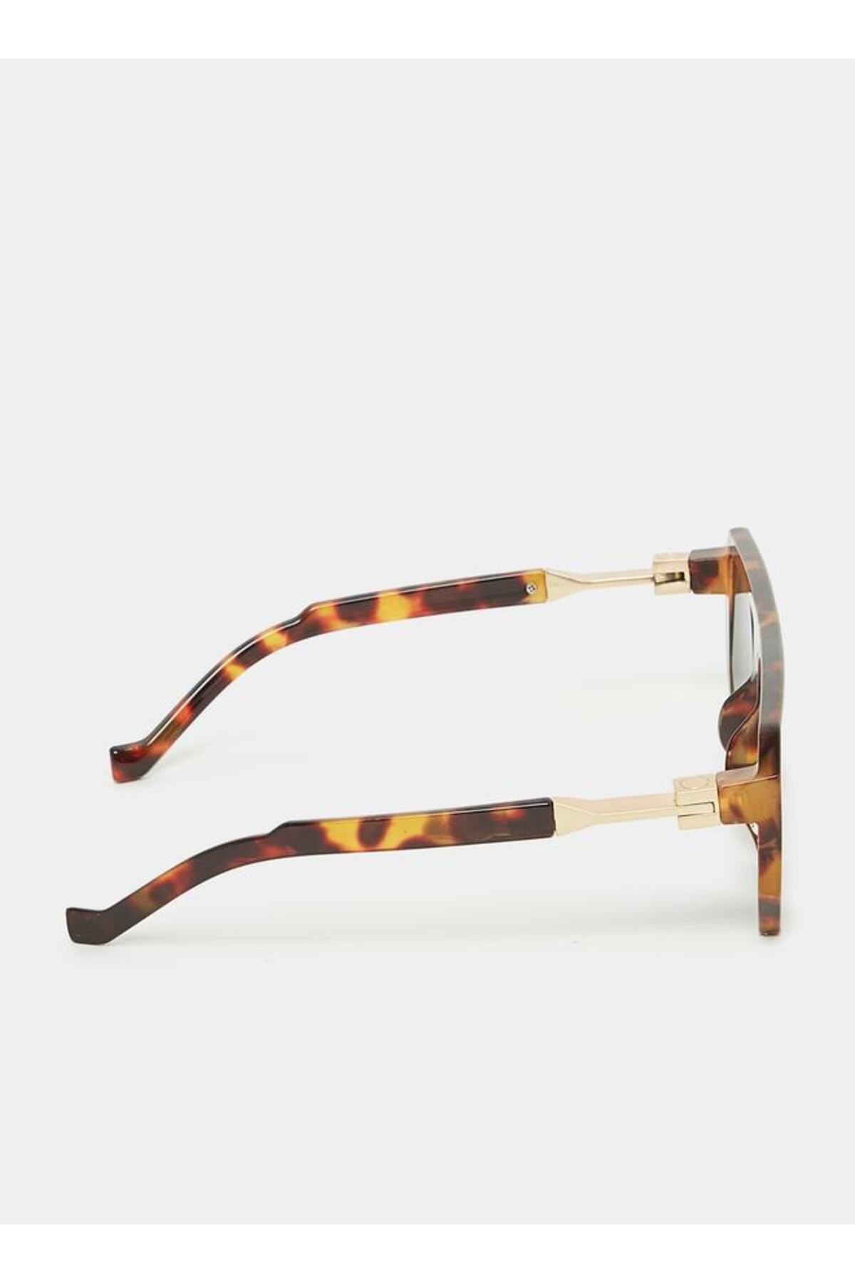 Styli-Tortoise Wide Frame Rectangle Sunglasses 8