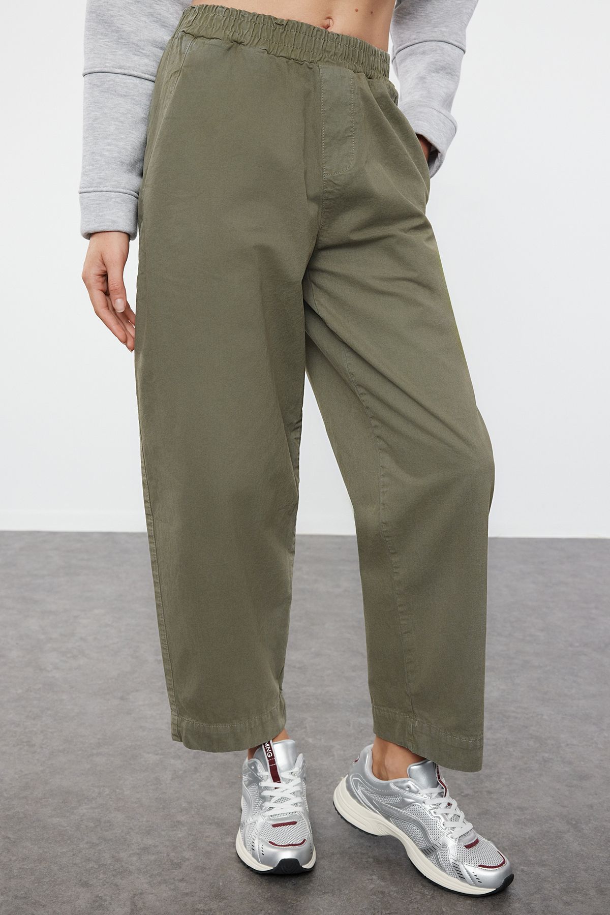Trendyol Collection-Khakifarbene Baggy-Jeans mit hoher Taille – Barrel Cut TWOAW25JE00042 3